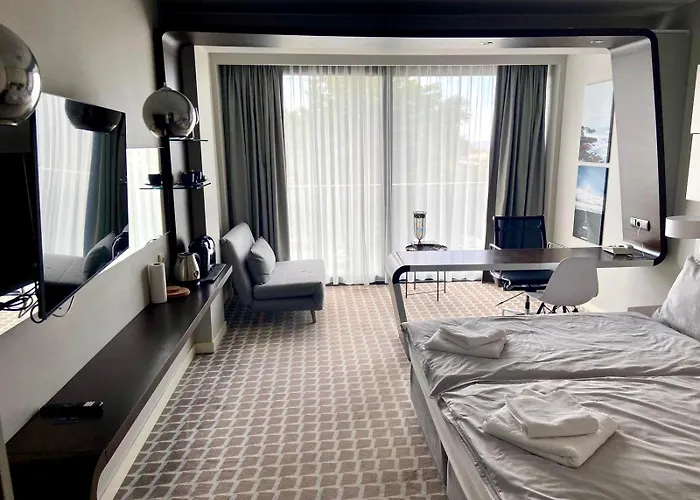 Marine Hotel Apartment 216 Seaview