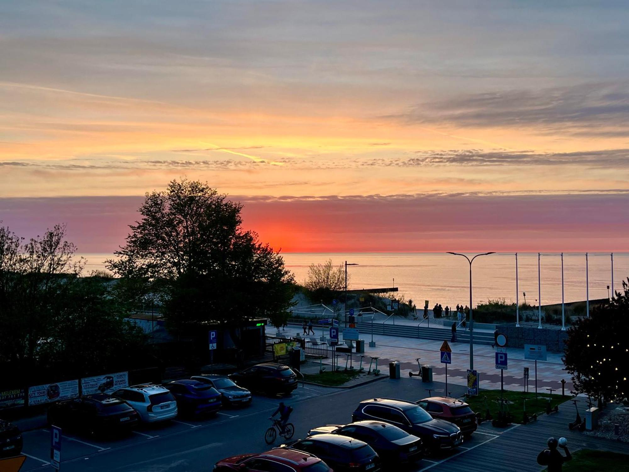 Marine 216 Seaview *